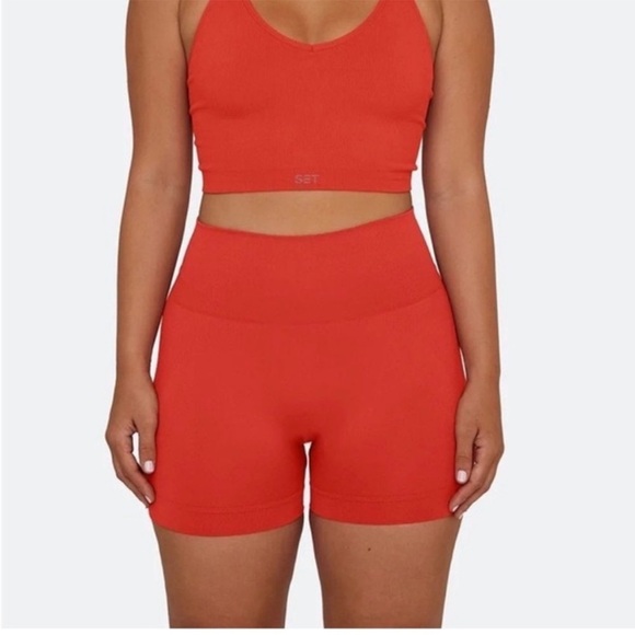 Set Active Sculptflex Biker Shorts in Guava orange size Medium activewear gym - Picture 1 of 8